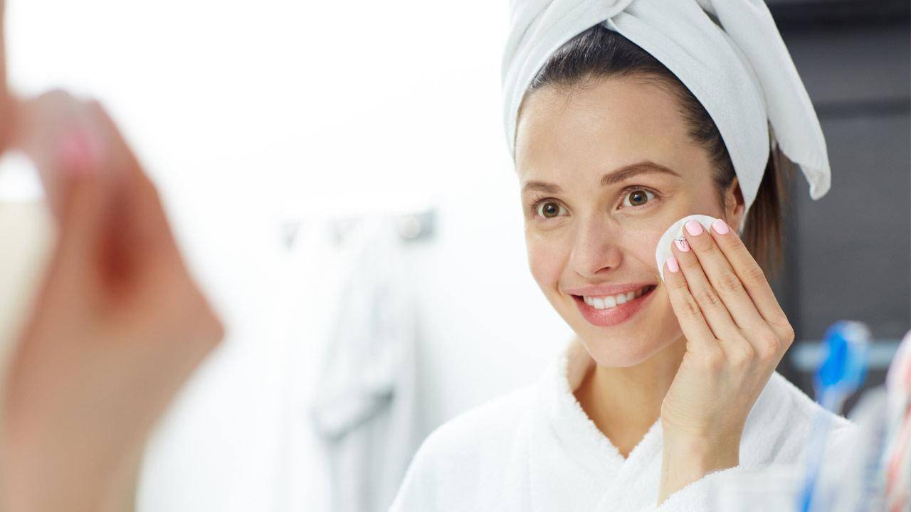 踏青创意妆容,打造夏日冰清玉洁妆