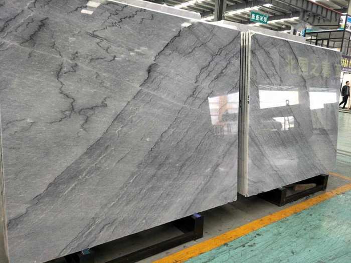 看到价格又犹豫了很久,仿大理石壁布背景墙价格