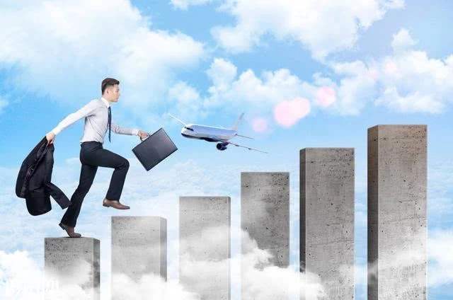 帮老板打工每天都提心吊胆过日子,掏心掏肺的付出最后换来一文不值