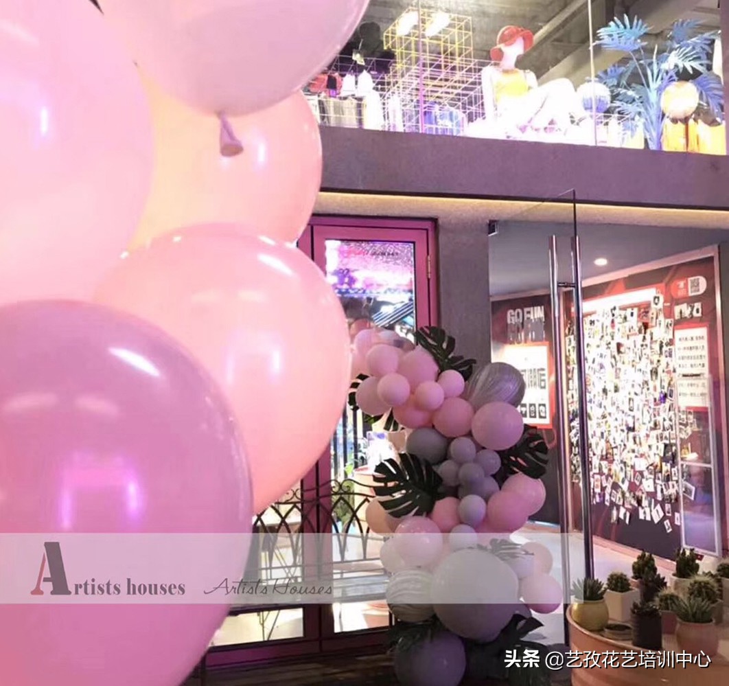 开一家花店怎么营销才能赚钱,花店做批发零售怎样进货