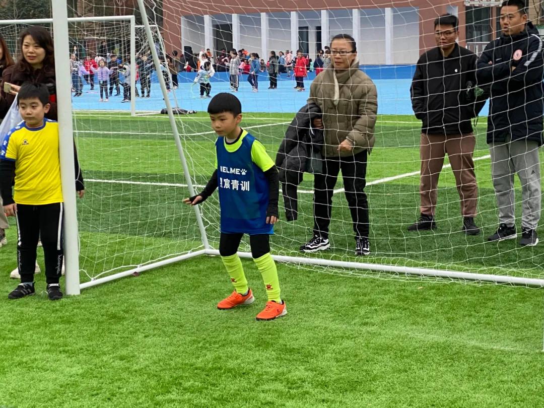 魅力足球绿荫筑梦,魅力足球描绘梦想