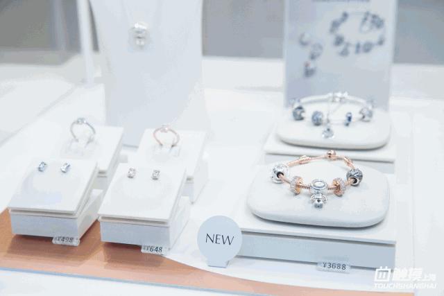 这个双十一你拔草了吗,魔都天山路双11