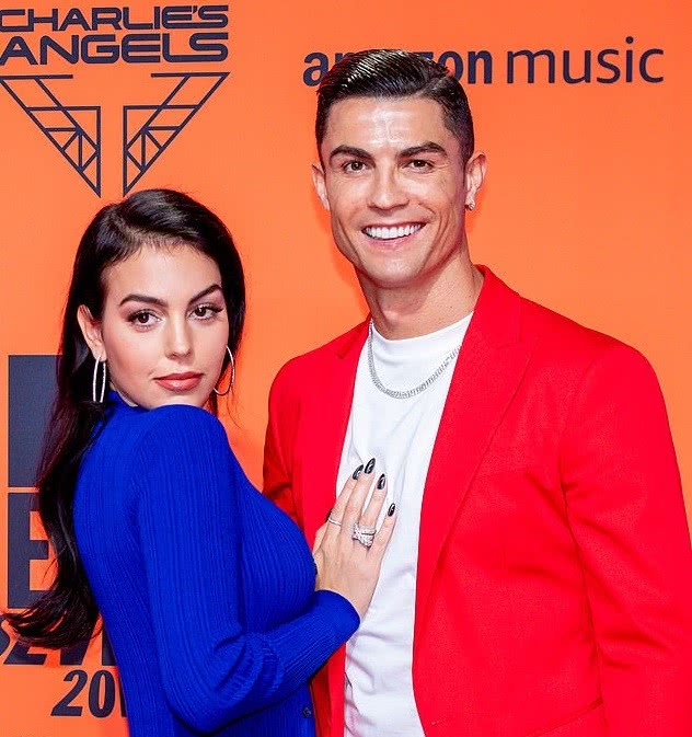 足坛吸金王,足坛年收入第一