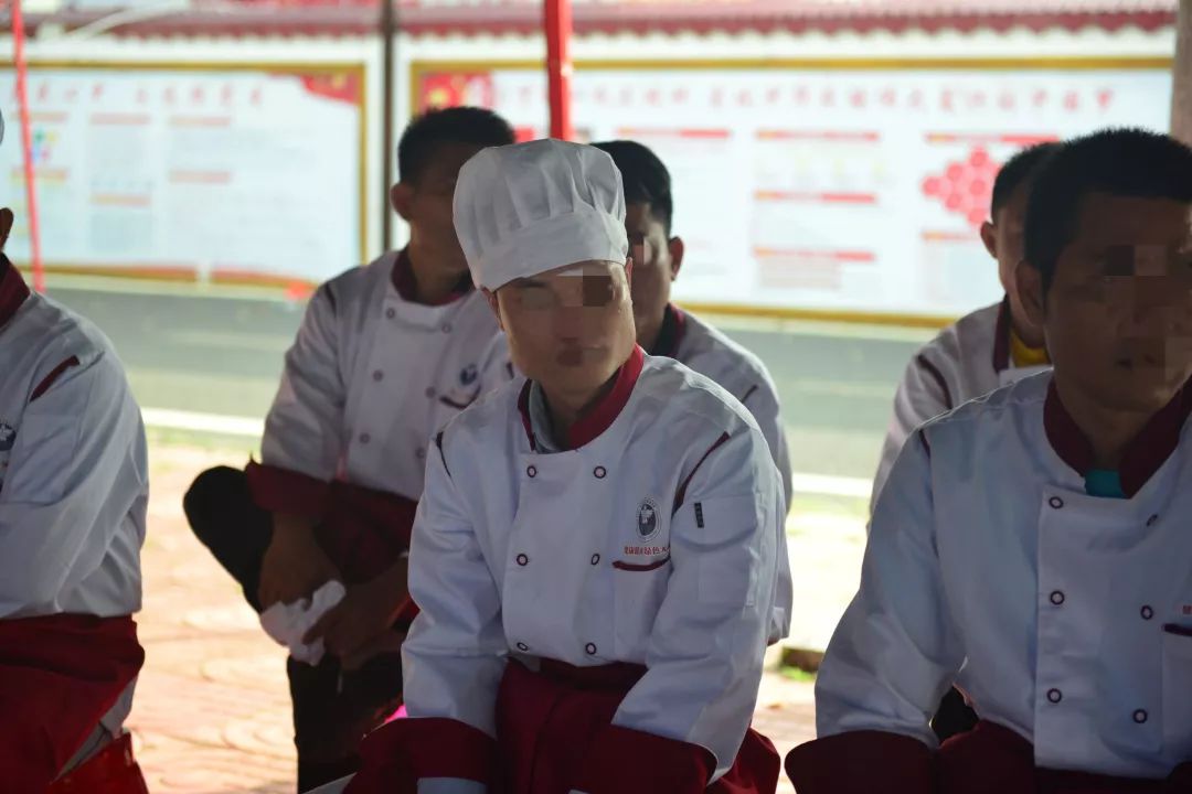 「蜕变人物志」进击中的大厨梦—阿勇