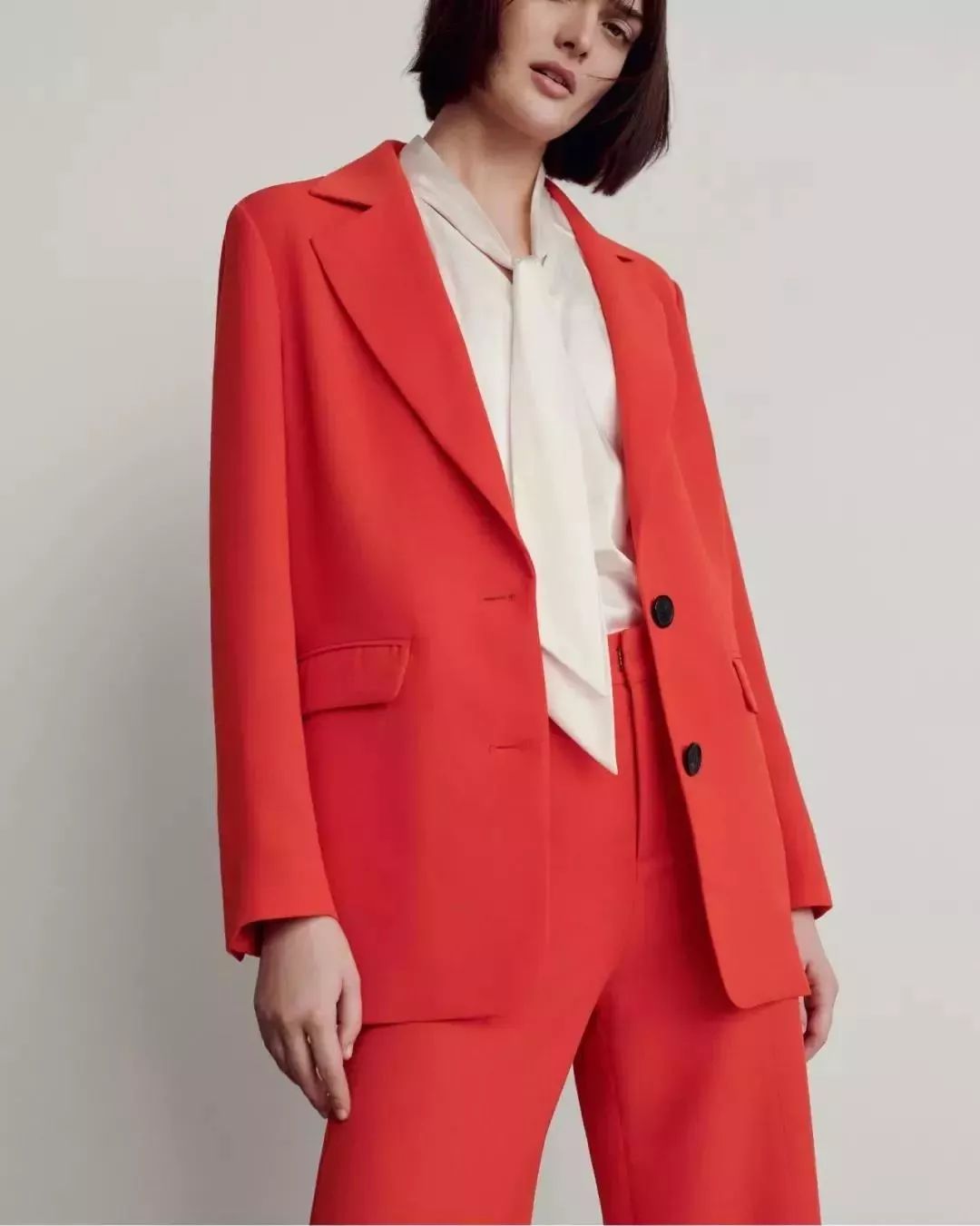 雅莹旗下四个品牌,与雅莹齐名的品牌