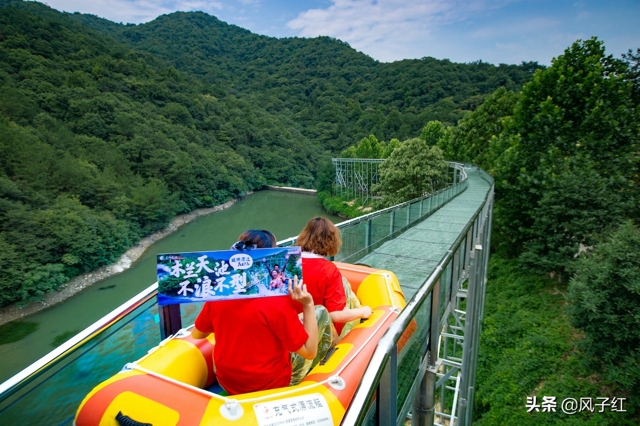 湖北网红玻璃水滑道多少钱,玻璃漂流武汉