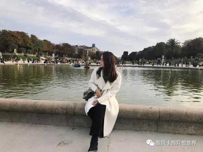 她们说穿过最满意的一件大衣,是这件!