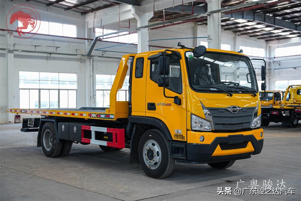 蓝牌平板清障车价钱,选购指南一拖二平板清障车费用