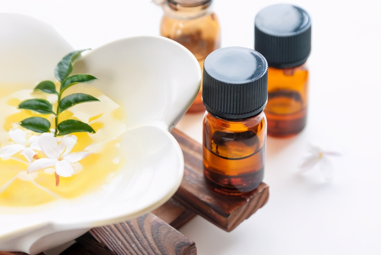 细腻皮肤收缩毛孔攻略,史上最有效遮毛孔的方法