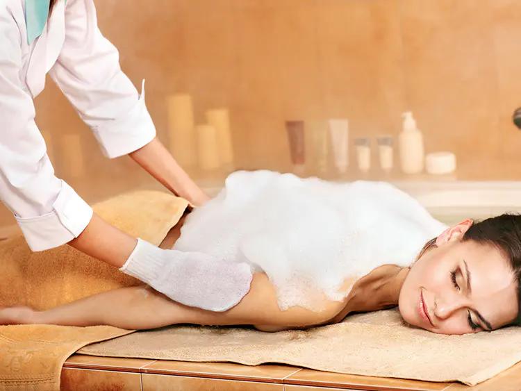 秋冬换个电动澡刷，深入清洁美肤，按摩从头爽到脚