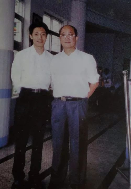 撒贝宁视频被央视评论,撒贝宁张绍刚最新消息