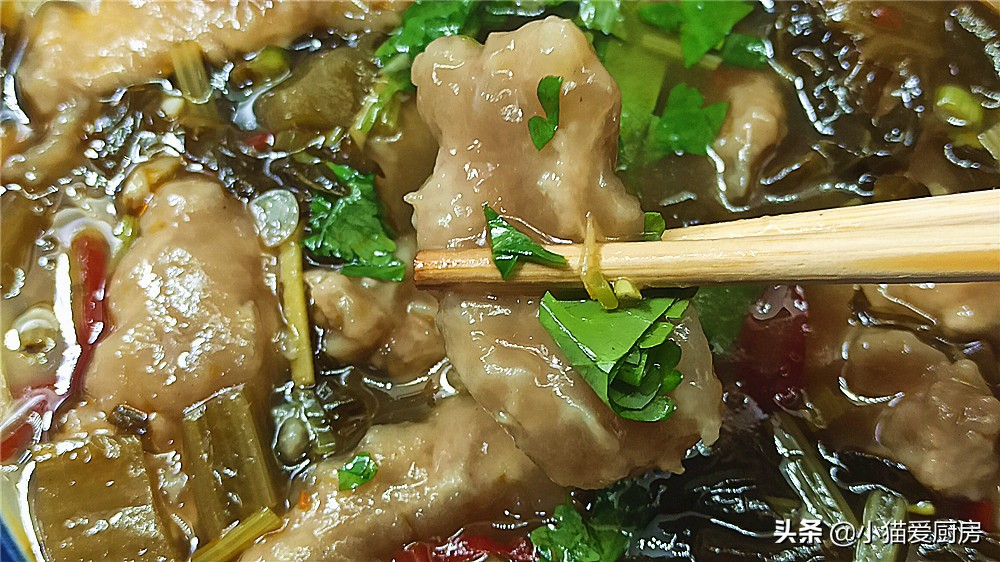 老妈做的酸萝卜嘎嘣脆我的最爱,酸菜滑肉正宗四川味道制作方法