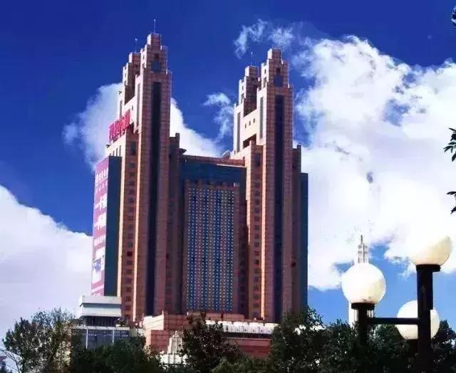 百货大楼的历史,不同年代的百货大楼