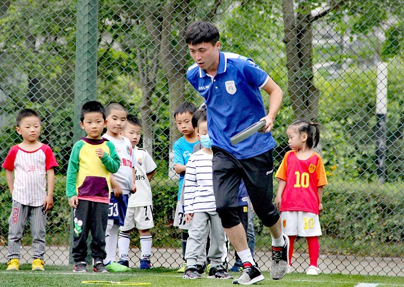 南充奥航u6足球队,南充市奥航青训足球俱乐部