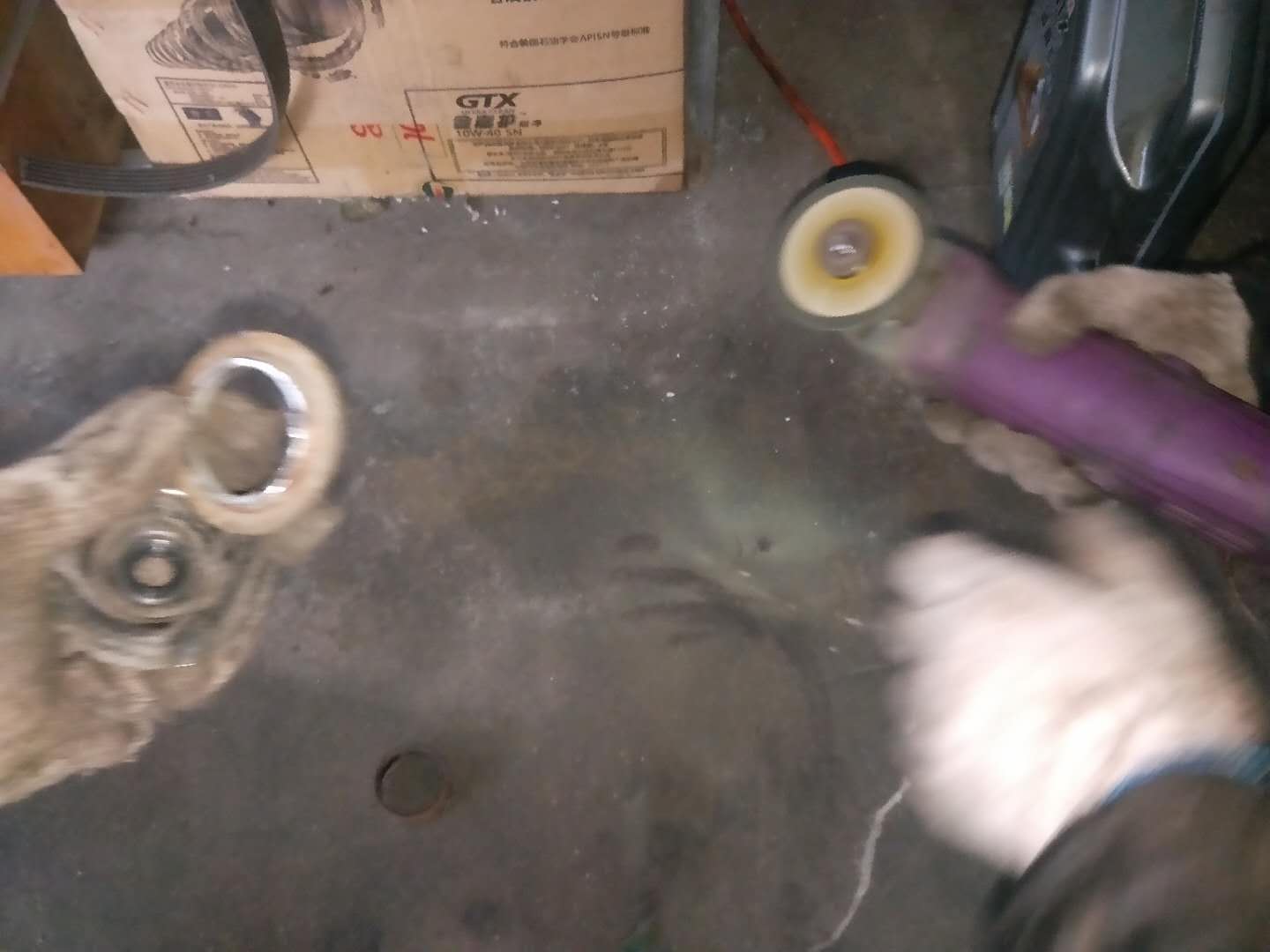 奥迪6缸2.8发动机通病,奥迪2.8v6发动机抖动缺缸