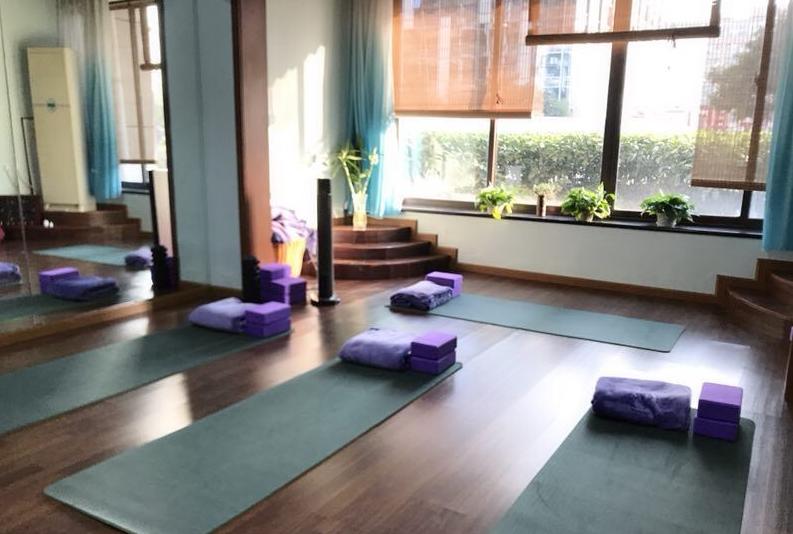 成都哪个瑜伽馆比较适合零基础的,成都郫县团结瑜伽馆