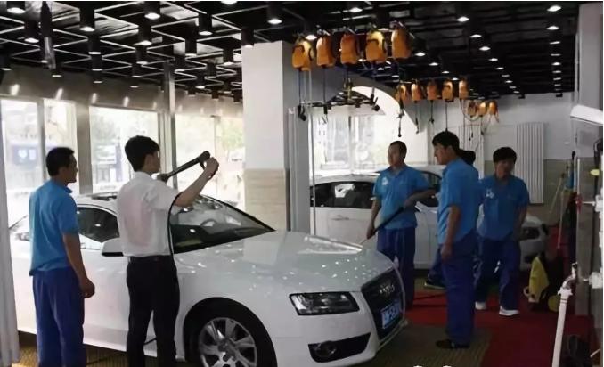 洗车行全年不限次数洗车套路,洗车店免费洗车真的能挣钱吗