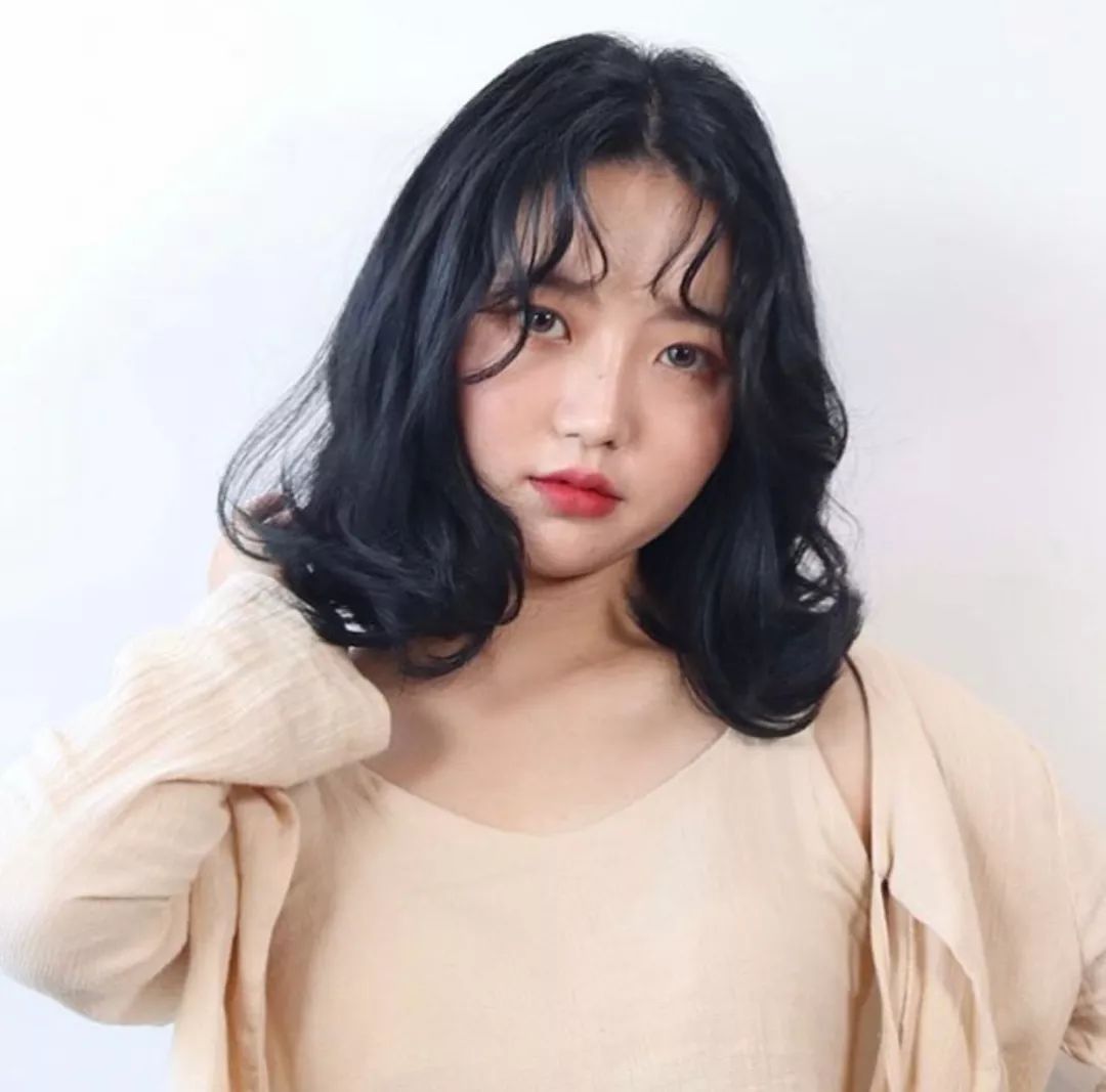 方圆脸适合的发型烫发,方圆脸适合的发型实况图