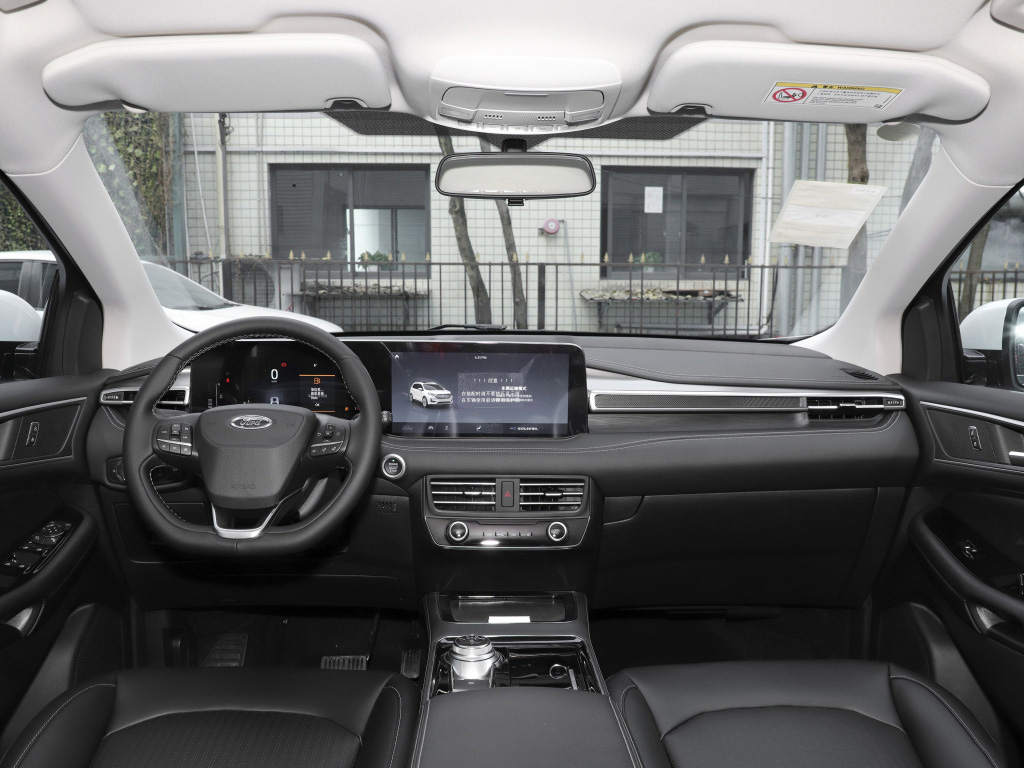 沃尔沃xc60和福特锐界plus哪个好,福特锐界plus2021和昂科威plus