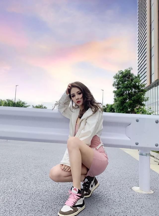 aj1倒钩为什么是鞋王,区分aj1倒钩低帮真假最简单的