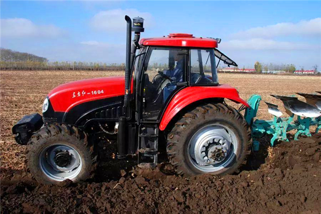 洛阳一拖第一台拖拉机,洛阳一拖小四轮拖拉机