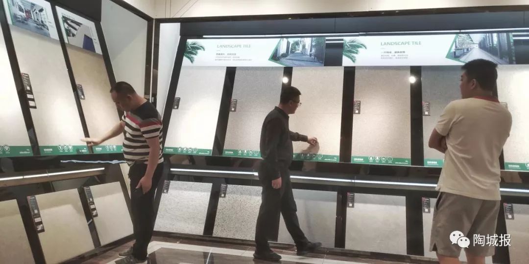 开宝马、吹萨克斯卖瓷砖!20位经销商谈如何扭转市场逆境