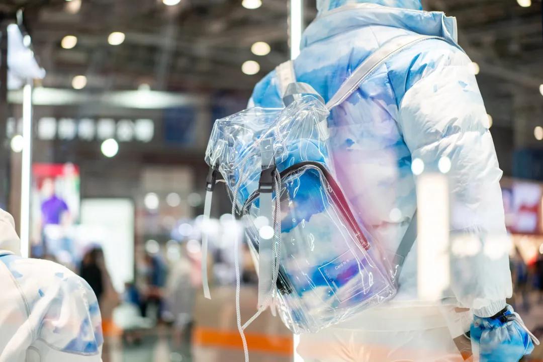 男装女装潮流感爆棚,冬季潮流男装女装穿搭