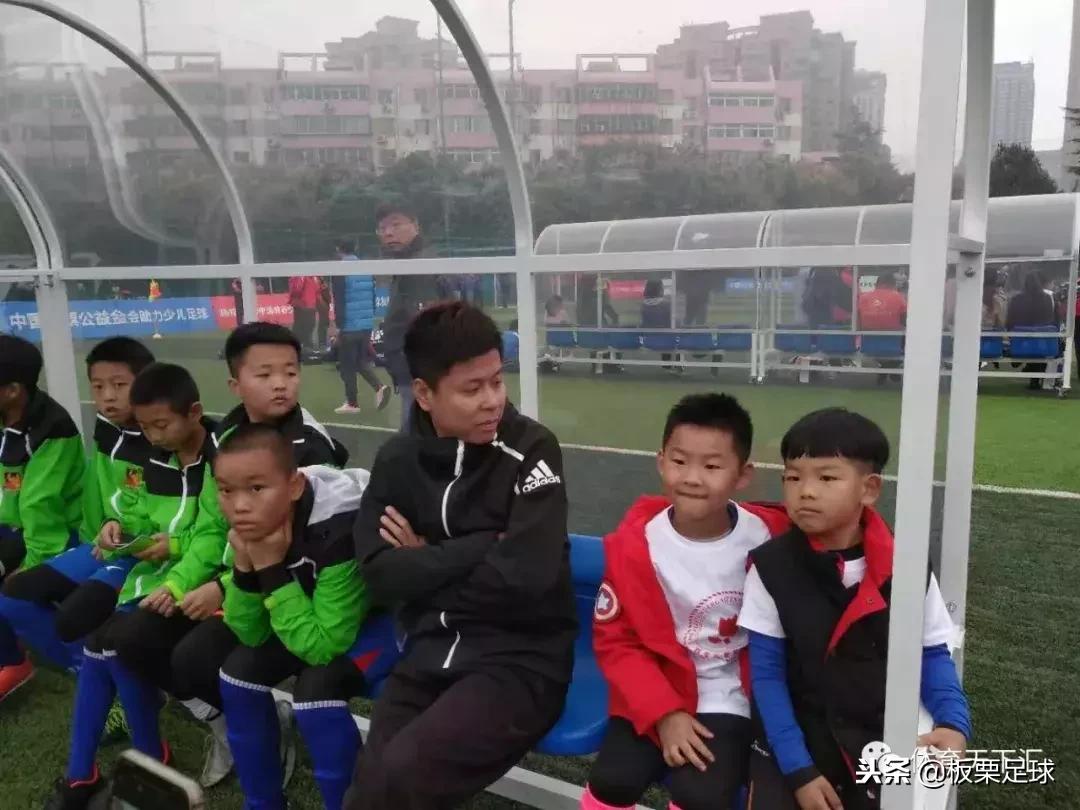 当球童看到c罗,当球童的一天