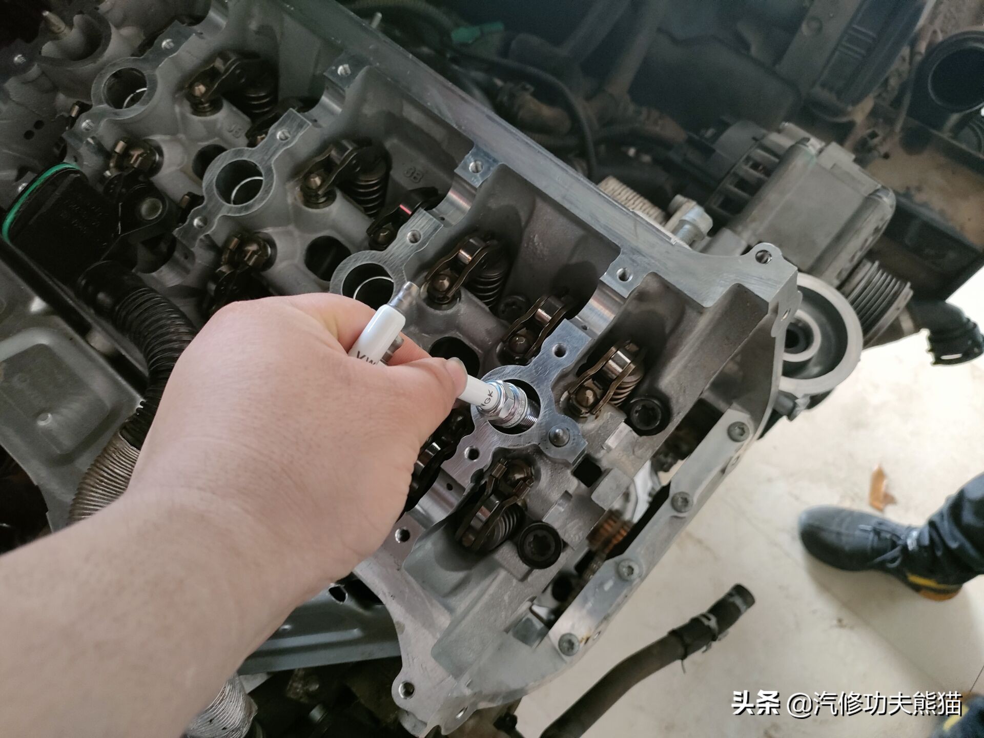 挑战奥迪A6低油耗,2009款奥迪a6l2.0t烧机油严重吗