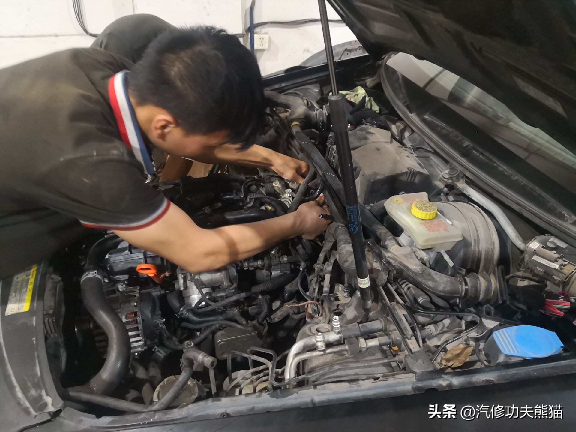 10年奥迪a6l2.0t烧机油怎么解决,10年奥迪a6l2.0t烧机油维修