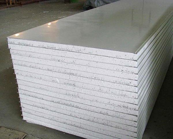 石膏板吊顶品种生态木,吊顶真的过时了这样做省钱又好看