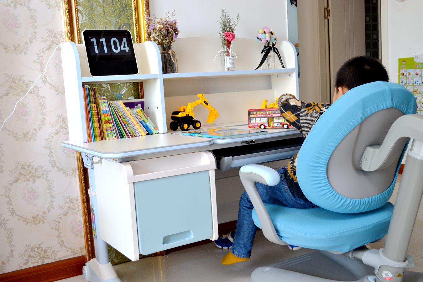 神器学习用品,专业学习桌椅是否鸡肋