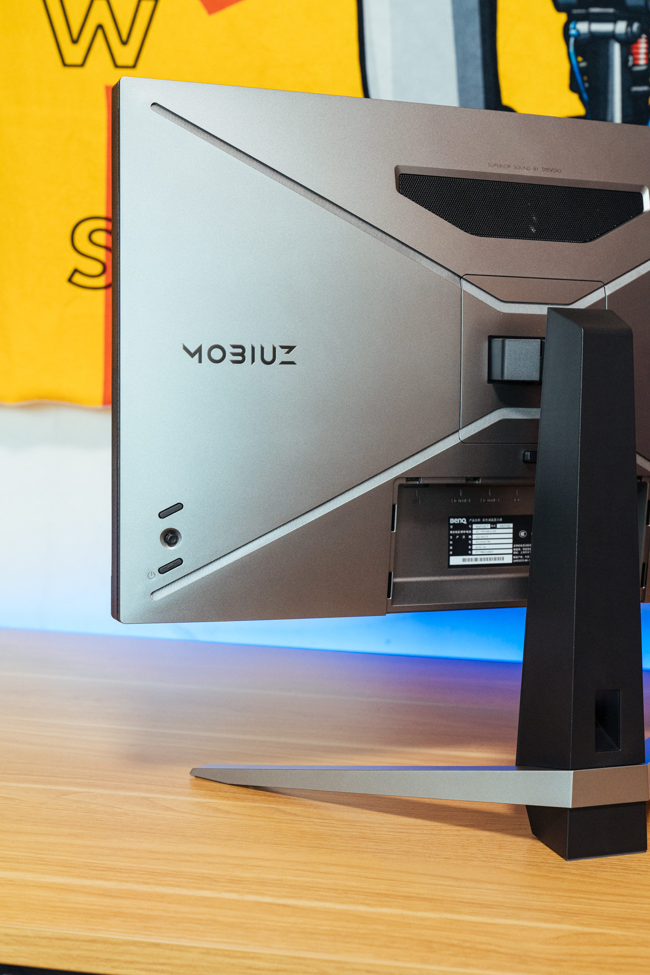 27寸游戏显示器游戏体验,27寸的4k游戏显示器