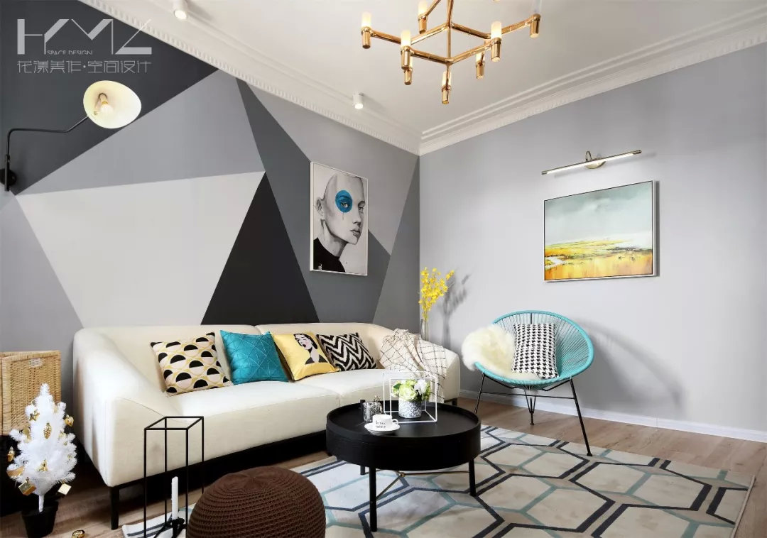 家里装修墙壁太单调怎么办,家里空白墙面怎么装饰实用