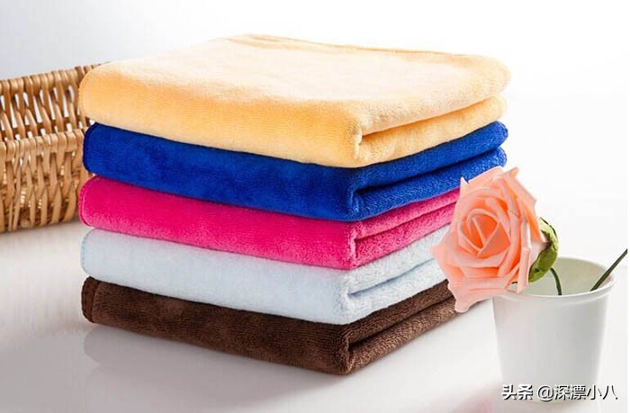 黑色衣服放洗衣机洗粘毛怎么办,洗衣机洗出来的衣服粘毛怎么办