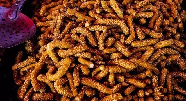 天津特色小吃被称为津门三绝 (天津风味小吃中的三绝之一)