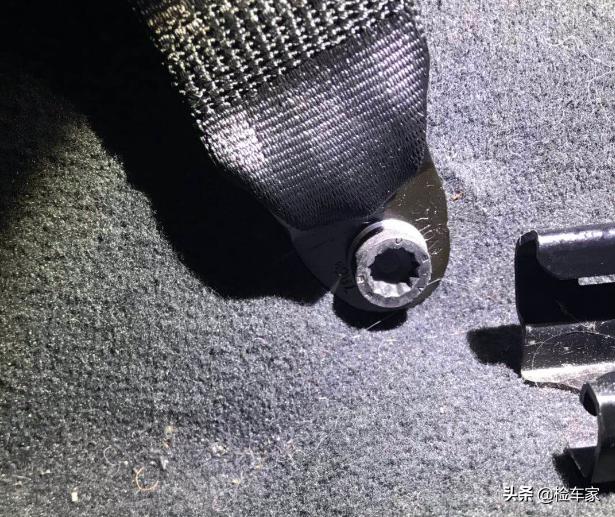 30多万的奥迪tt二手车,tt奥迪值得买吗