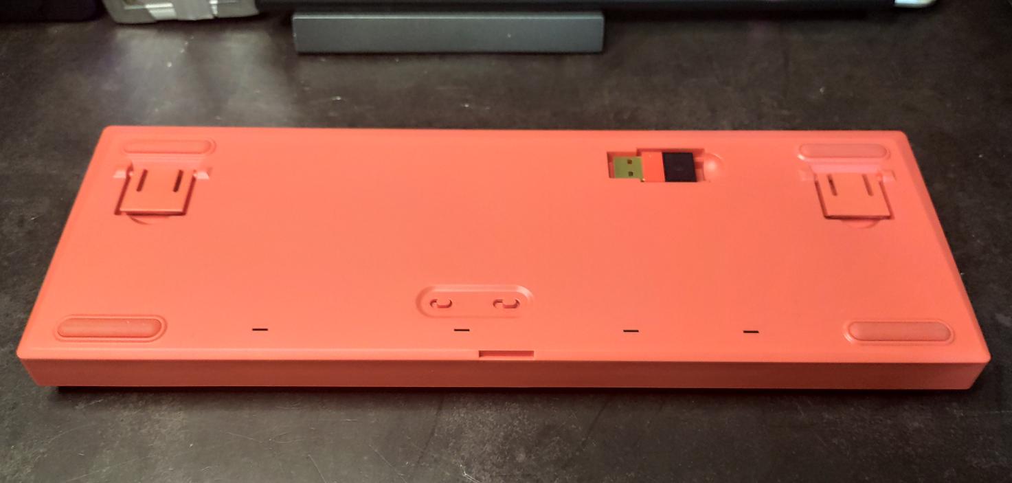 定价飘了？其实是真值！黑峡谷三模68键机械键盘Box初代号评测