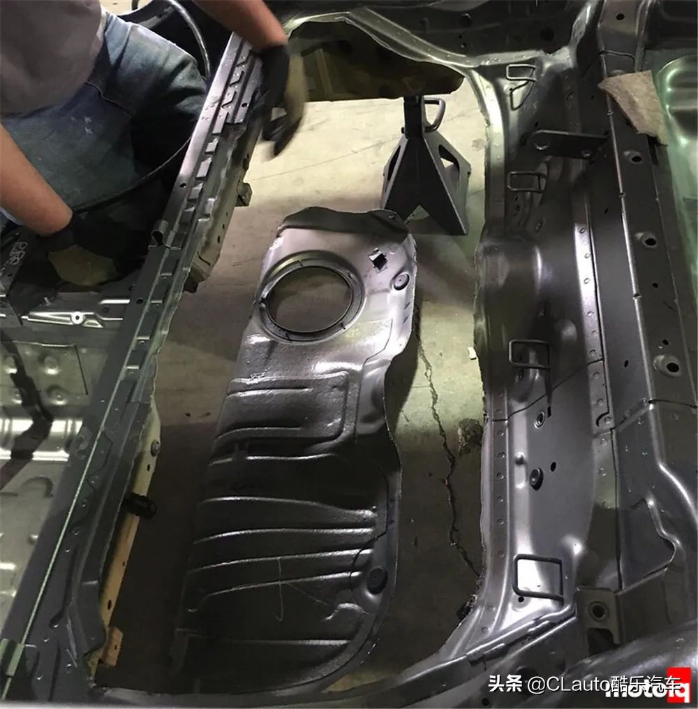 如何拆空一台M4，再做成耐力赛车？