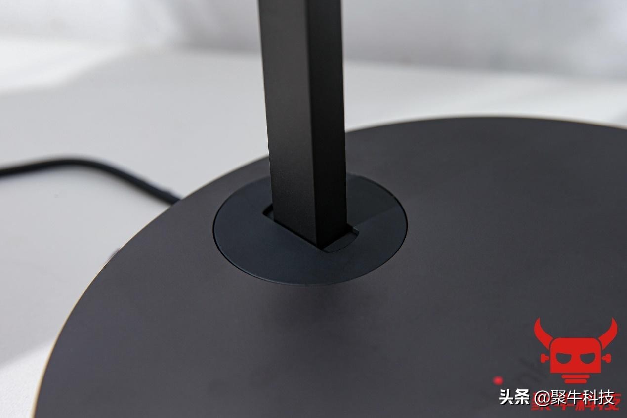 thinkplus台灯,thinkplus自然光谱台灯