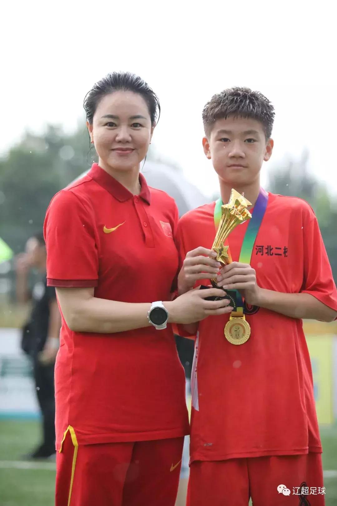 肇俊哲之子踢足球,肇俊哲辽宁足球青训