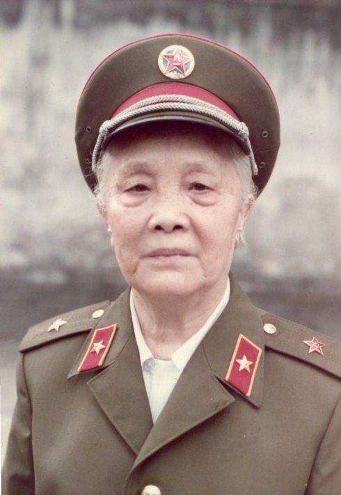 张云逸的资历有多高 (张云逸与白崇禧)