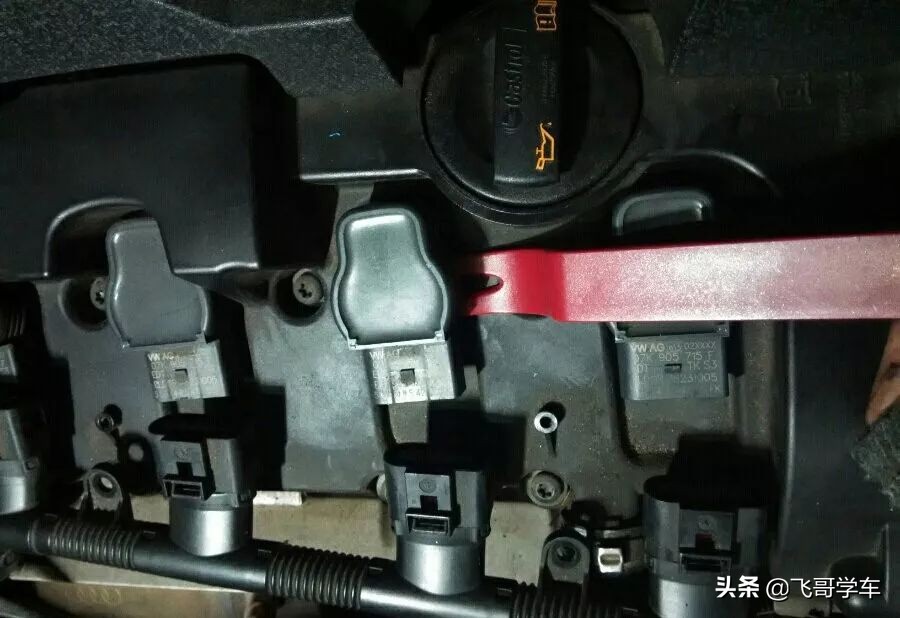2011款2.0t奥迪a6l,最新款奥迪a6l更换火花塞教程