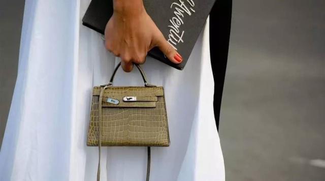 迷你小巧精致的包包 (简单不得了的迷你包包长18cm)