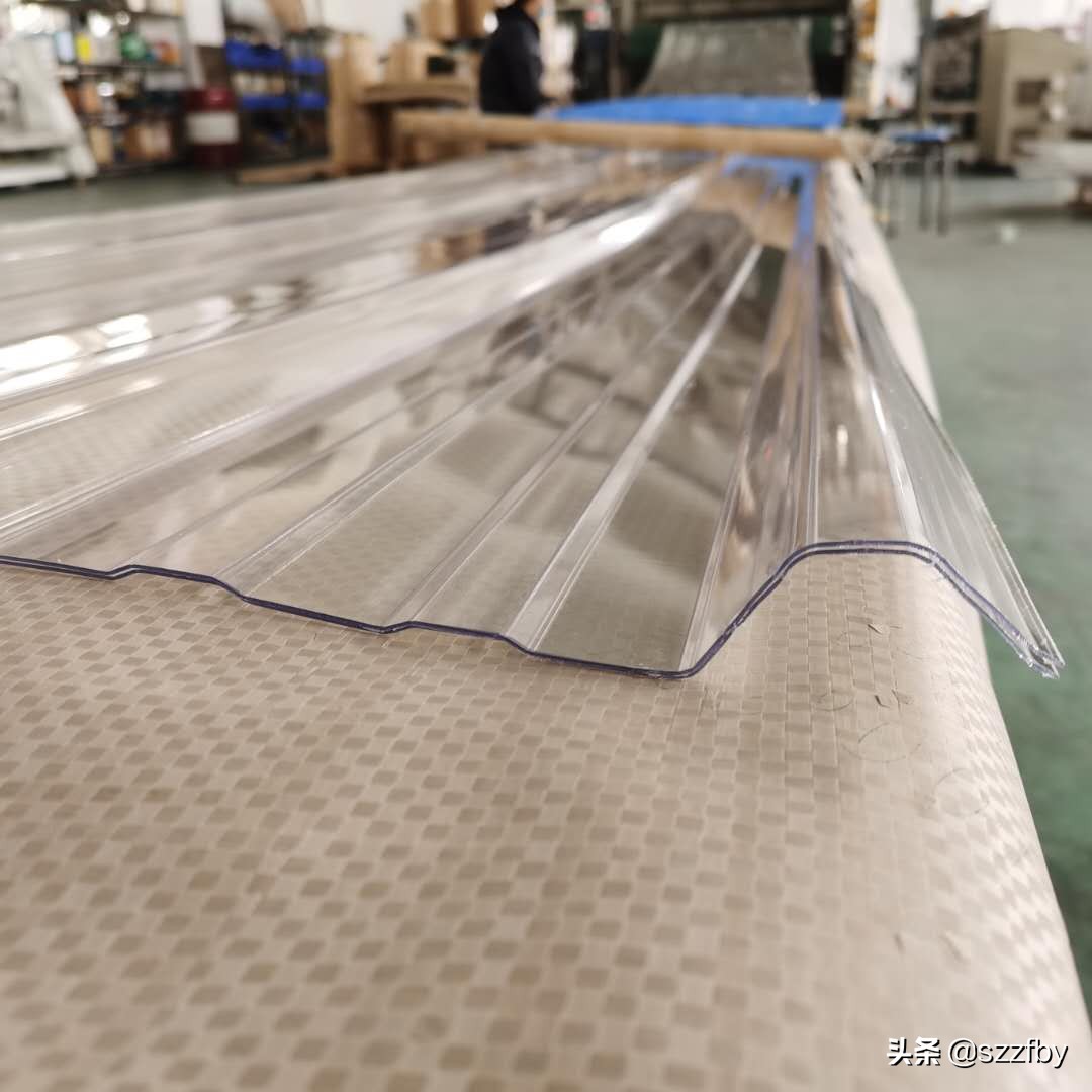 pc透明阳光瓦价格,全透明pc阳光板采光瓦