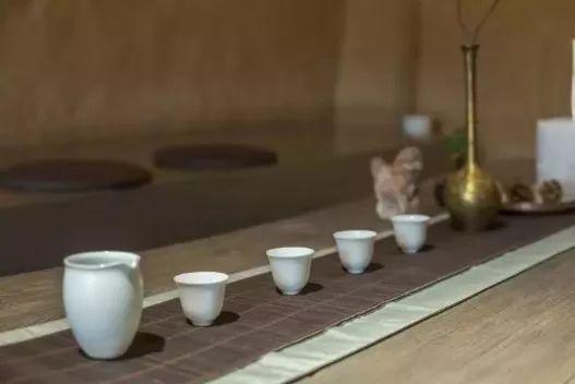 绐佸嚭閲嶅洿鎶㈠崰鍏堟満,绐佸嚭閲嶅洿鐮ョ牶鍓嶈