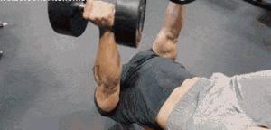 哑铃练胸肌上胸和下胸20分钟,哑铃练胸肌怎么练大小胸