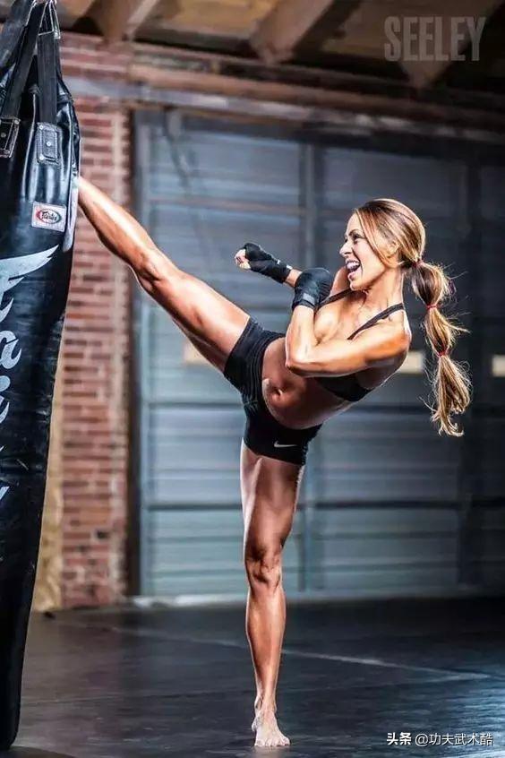 健身学散打好上手吗,散打入门自学教程从零开始