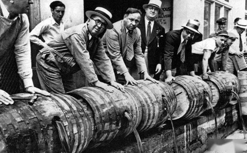 美国禁酒令对美国的伤害,美国禁酒令为什么一定要喝