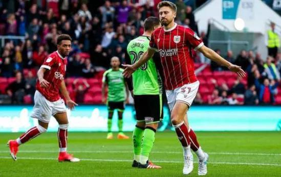 雷老板：“盾”和“城”的较量 你更支持誰！！！